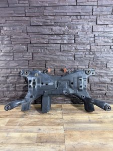 Балка подвески ПЕРЕДНЯЯ MAZDA AXELA OEM BP4K-34-800K BK5P 2007