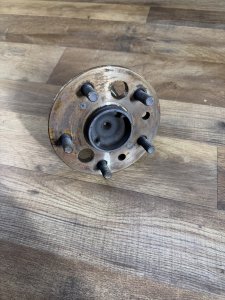 Ступица задняя правая TOYOTA CAMRY OEM 42450-48010. 42450-48011 ACV30 2004