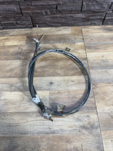 тросы ручника задние 46420-33100 46430-33100 TOYOTA CAMRY