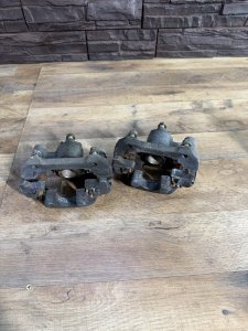 суппорта задние 47730-33210. 47750-33210 TOYOTA CAMRY