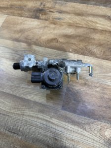 Клапан EGR MAZDA AXELA