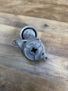 Натяжитель ремня MAZDA AXELA OEM ZY51-15-980 BK5P 2007