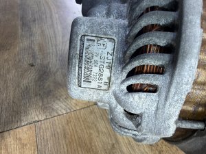 Генератор MAZDA AXELA OEM ZJ1018300B BK5P 2007