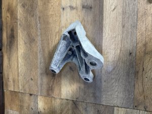 Кронштейн MAZDA AXELA OEM BP4N-39-080B BK5P 2007