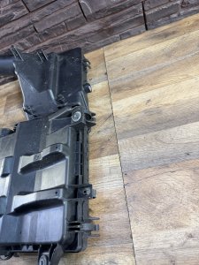 Корпус воздушного фильтра MAZDA AXELA OEM ZJ20-13-Z02. ZJ20-13-Z0X BK5P 2007