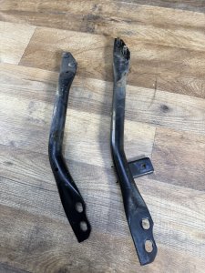 Распорка кузова 74180-S0A-000. 74190-S0A-000 HONDA ACCORD