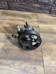 Насос ГУР 44310-06070 44310-06071 44310-33150 TOYOTA CAMRY