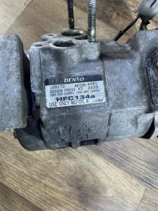 Компрессор кондиционера TOYOTA CAMRY OEM 88320-48080 ACV30 2002