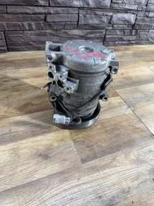 Компрессор кондиционера TOYOTA CAMRY OEM 88320-48080 ACV30 2002