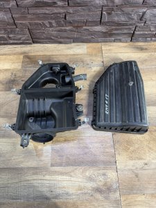 Корпус воздушного фильтра 17211-PLD-000. 17205-PLD-000 HONDA STREAM