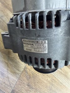 Генератор HONDA ODYSSEY OEM 31100-PFW-J02 RA8 RA9 2000
