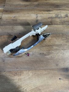 Ручка двери передняя левая HONDA ACCORD OEM 72141-TL0-J01. 72182-TL0-E01. 72182-TL0-E01. 72188-TL0-E01. 72183-TL0-E01 CU2 CU1 2008