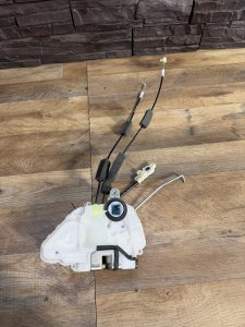 Замок двери передний правый HONDA ACCORD OEM 72110-TL0-J01 CU2 CU1 2008