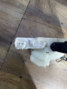 Замок двери передний левый HONDA ACCORD OEM 72152-SEA-J11 CL7 CL8 CL9 2007