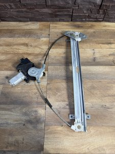 Стеклоподъемник передний правый HONDA ODYSSEY OEM 72210-S3N-003 RA6 RA7 RA8 RA9 2000