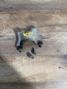 Крепление глушителя TOYOTA CAMRY OEM 17571-28080 ACV30 2002