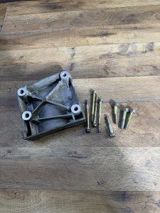 Кронштейн компрессора кондиционера HONDA ODYSSEY OEM 38930-P8F-A00 95701-10050-08 90023-P8A-A00 RA8 RA9 2002