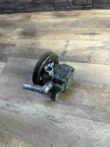 Насос ГУР HONDA ODYSSEY OEM 56110-PFW-003 RA8 RA9 2002
