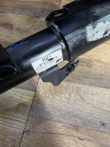 Стойки передние TOYOTA CAMRY OEM 48510-80108. 48510-80115. 48510-80037. 48510-80035. 48520-39555. 48520-39545. 48520-39435. 48520-39415. 48131-3T302. 48131-3T301. 48131-3T300. 48131-3T302. 48131-3T301. 48131-3T300 ACV30 2004