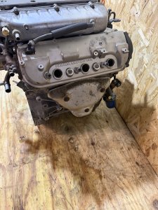 Двигатель RA8 RA9 J30A 73км HONDA ODYSSEY RA8 RA9 2000