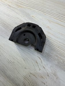 Кронштейн левой подушки HONDA TORNEO OEM 50822-S0A-003 CF4 1999